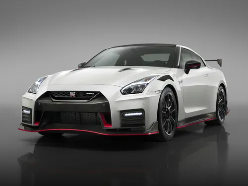 Nissan GT-R